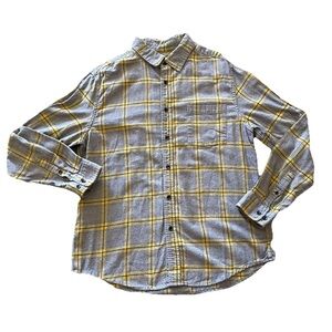 Long Sleeve Goodiellow button down shirt